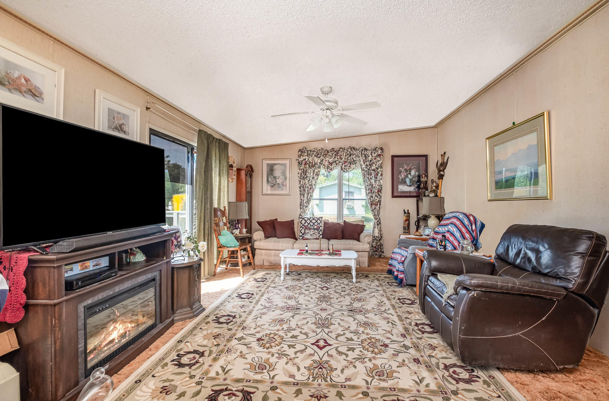 1965 Hammock Road Titusville, FL 32796 - Photo 9 of 17 Living Room