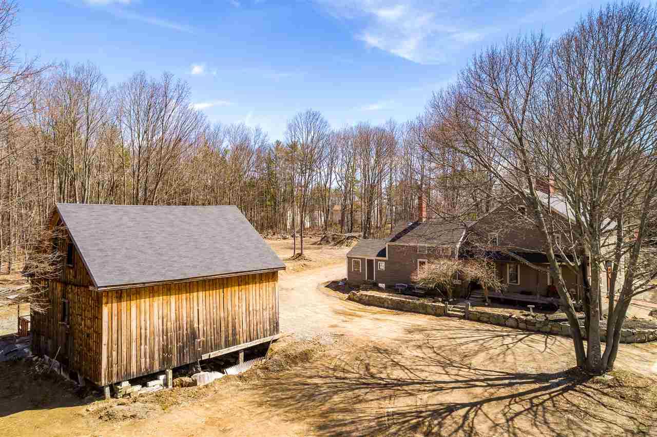 44 Hampton Road Exeter, NH 03833 - Photo 8 of 28