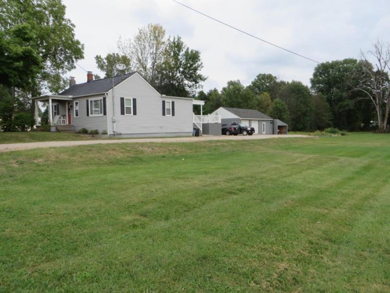 638 Becks Knob Road Southwest Lancaster, OH 43130 - Photo 2 of 30