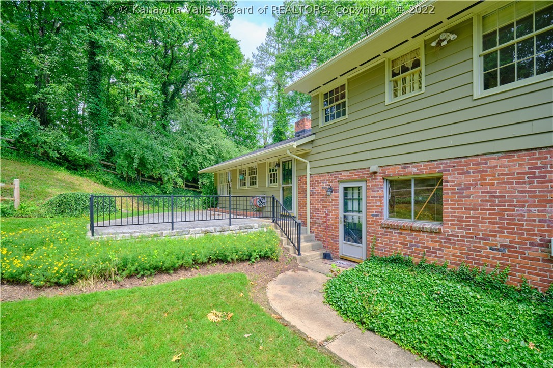 1706 Rolling Hills Road Charleston, WV 25314 - Photo 35 of 35 Gallery Image 35