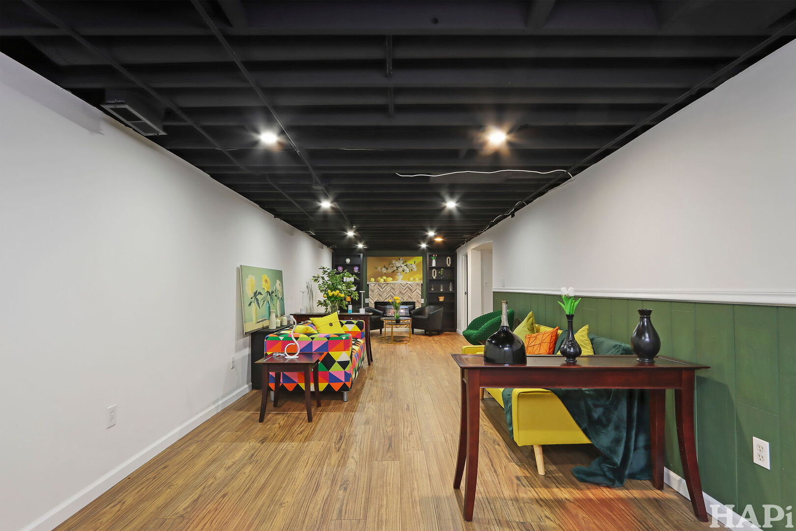 2440 West Cheyenne Road Waukegan, IL 60087 - Photo 14 of 26 a view of a chairs and table in a patio