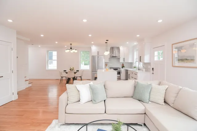 $1,500,000 | 73 A Trowbridge Street, Unit 73A, Belmont, MA 02478