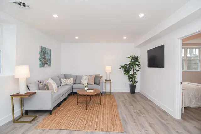 $1,500,000 | 73 A Trowbridge Street, Unit 73A, Belmont, MA 02478