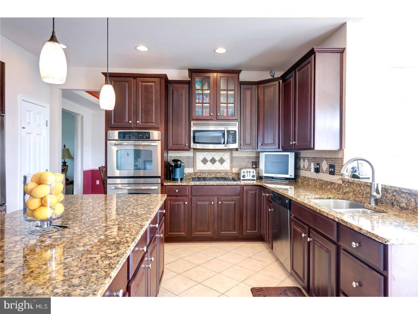 21 Lubold Road Pottstown, PA 19465 - Photo 7 of 25 Kitchen