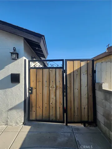 $2,000 | 3741 Windsong Street, Unit B, Corona, CA 92879