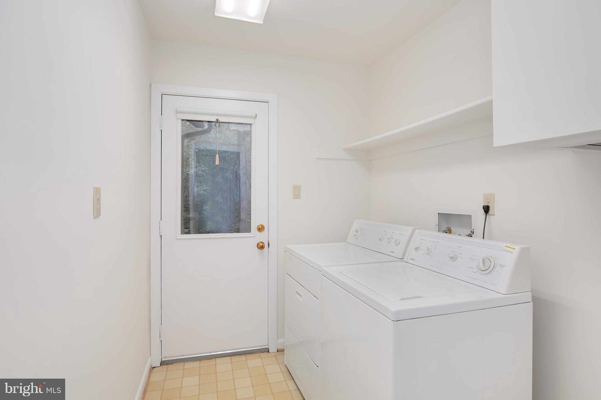 11923 State Rte 4707 Reston, VA 20191 - Photo 12 of 30 Interior (General)