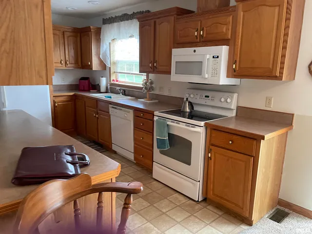$160,000 | 2800 VÃa Rosso, Unit 50, Springfield, IL 62703