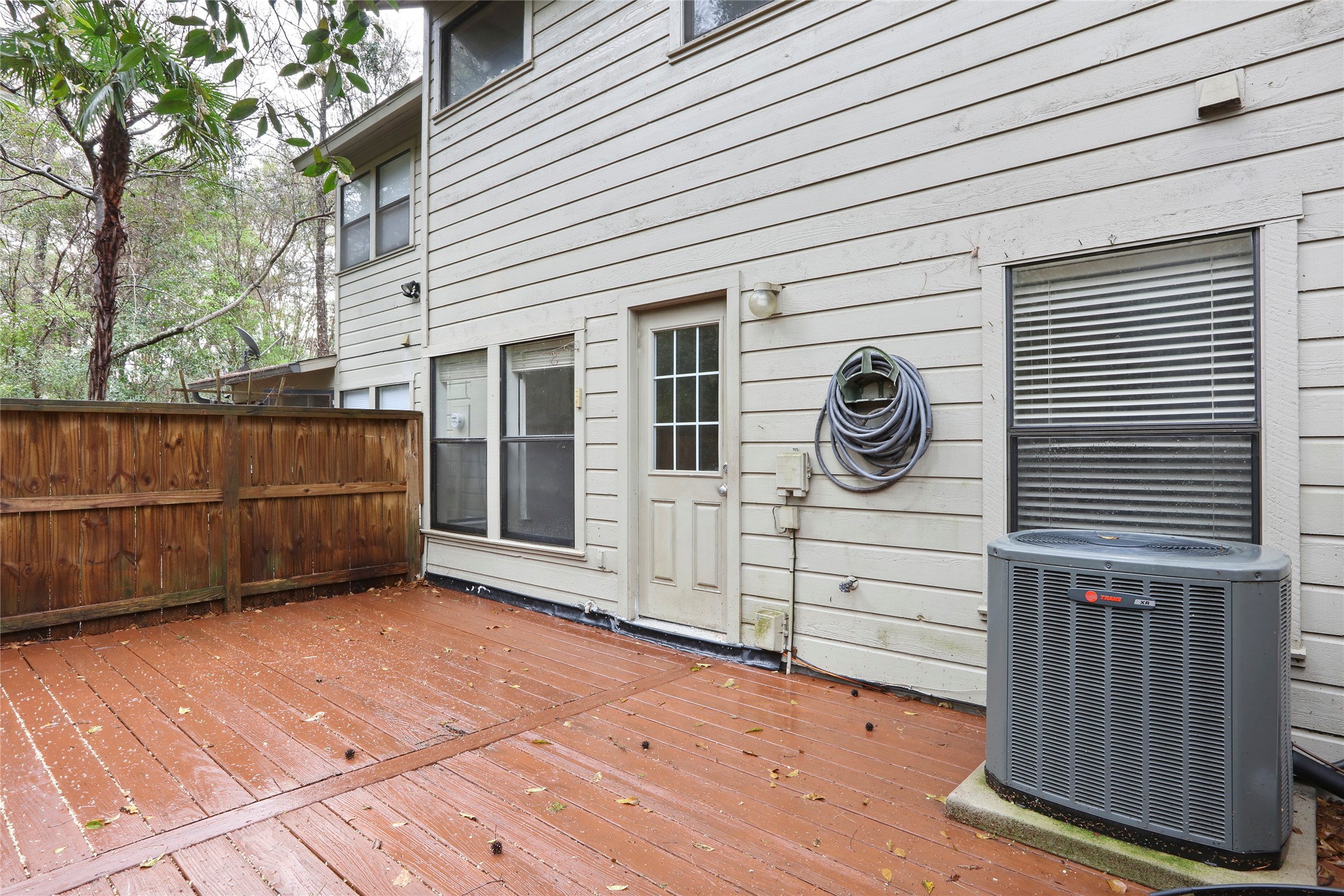 28 Sawmill Grove Lane Spring, TX 77380 - Photo 25 of 30 a view of a car garage