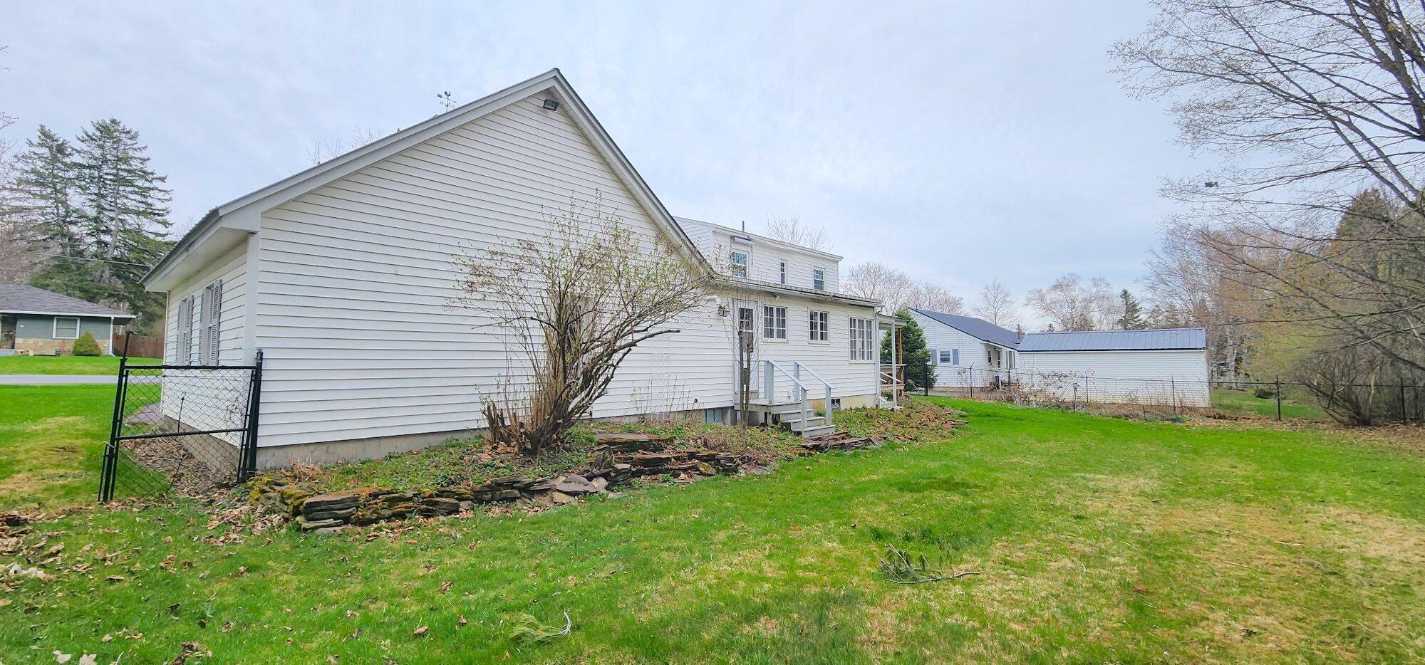 94 Barton Street Presque Isle, ME 04769 - Photo 4 of 62 20250507_165909