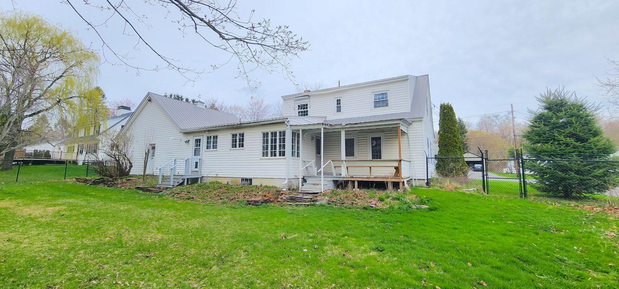 94 Barton Street Presque Isle, ME 04769 - Photo 6 of 62 20250507_165941