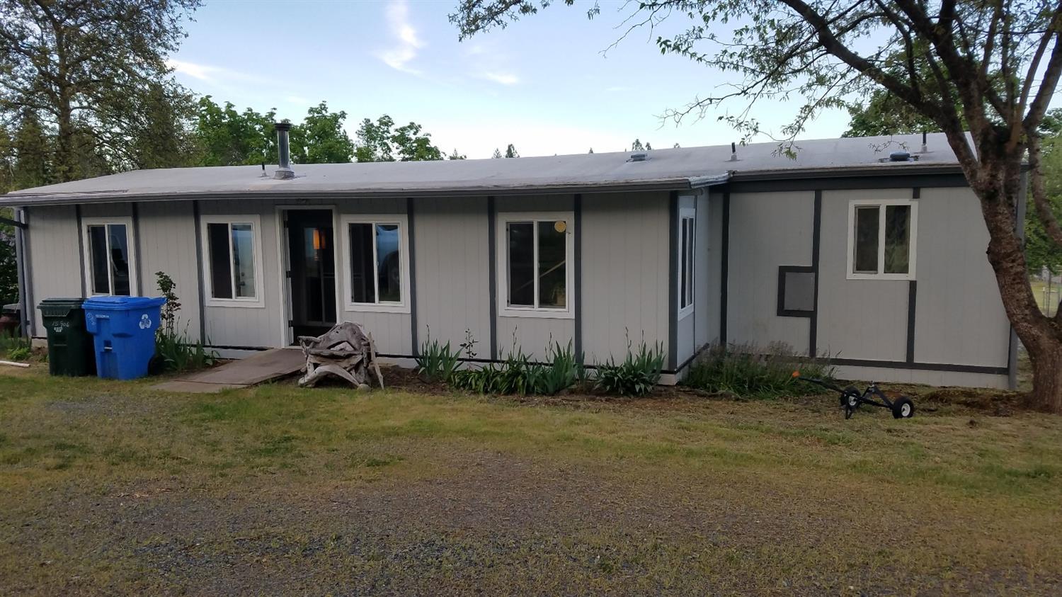 15906 Water Gap Road Williams, OR 97544 - Photo 4 of 26 Additional Photo