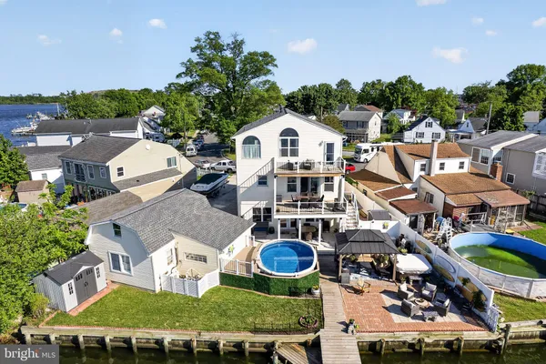 $960,000 | 8224 Northview Road, Baltimore, MD 21222