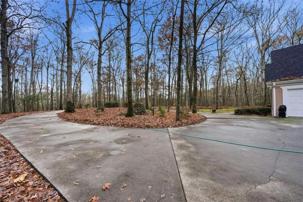 2901 Briscoe Road Loganville, GA 30052 - Photo 7 of 47