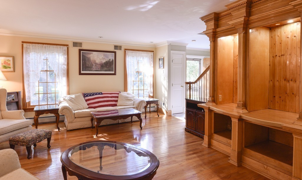 32 Pillings Pond Road Lynnfield, MA 01940 - Photo 11 of 30 Gallery Image 11