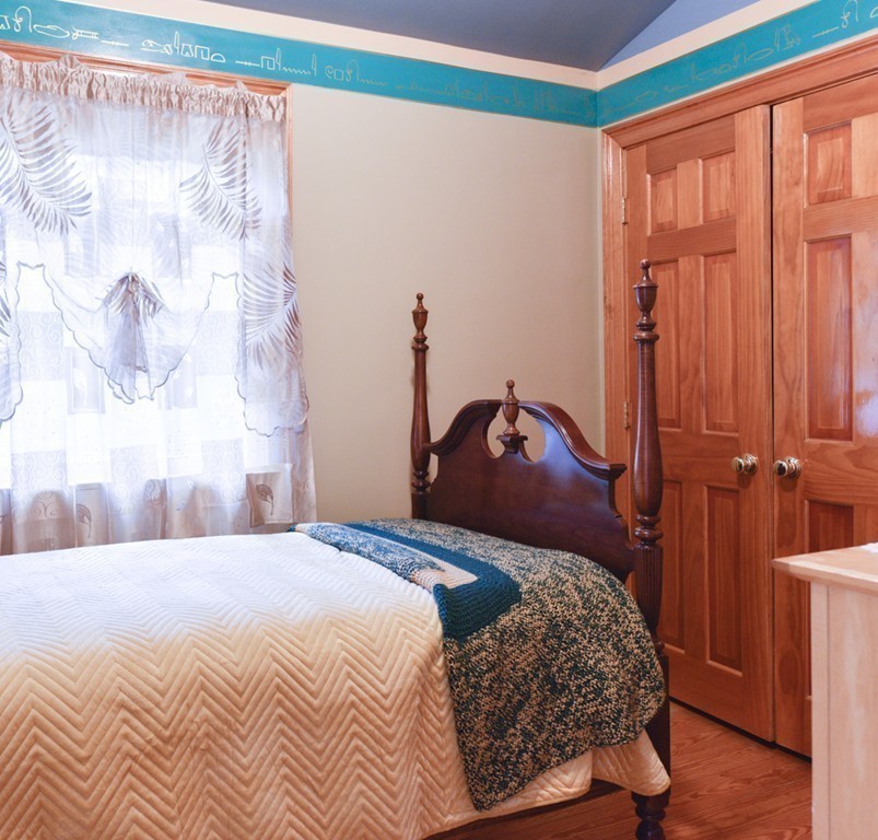 32 Pillings Pond Road Lynnfield, MA 01940 - Photo 22 of 30 Gallery Image 22