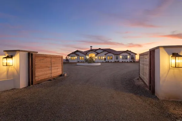 $2,999,999 | 42144 Citrus Heights Road, Temecula, CA 92592