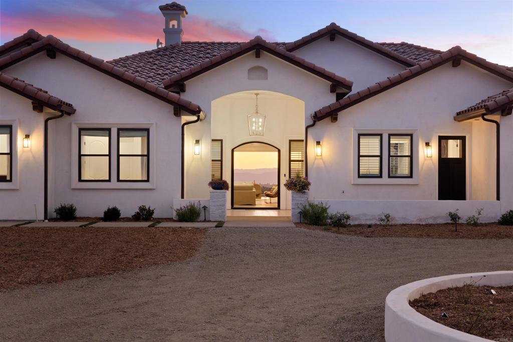 42144 Citrus Heights Road Temecula, CA 92592 - Photo 6 of 38