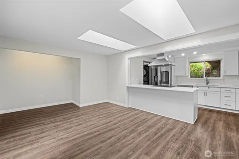 $915,000 | 2157 North 122nd Street, Seattle, WA 98133