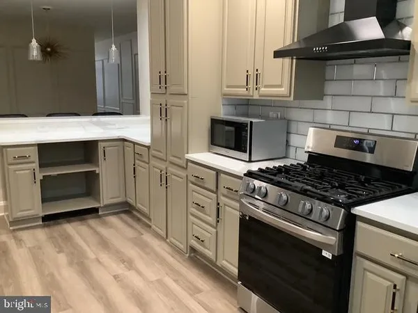 $2,500 | 3027 Shannon Drive, Baltimore, MD 21213