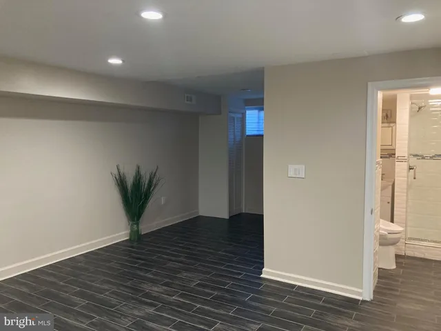 $2,500 | 3027 Shannon Drive, Baltimore, MD 21213