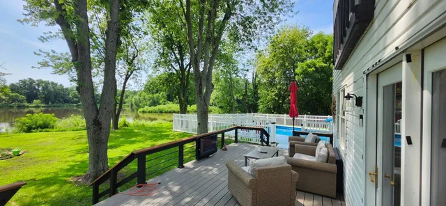 a bed room with a bed