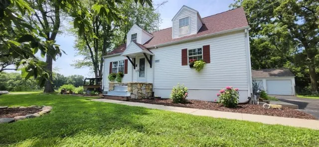 $306,000 | 309 South Bridge Street, Aroma Park, IL 60910