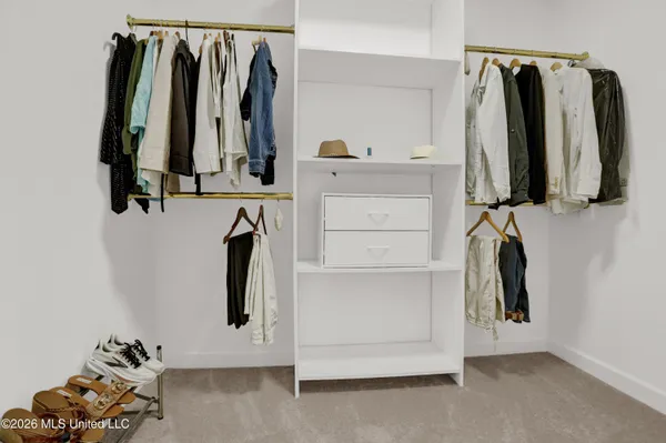 $425,000 | 6180 Rolling Hills Drive, Olive Branch, MS 38654