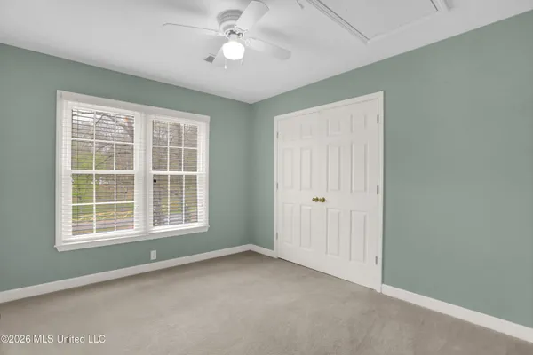 $425,000 | 6180 Rolling Hills Drive, Olive Branch, MS 38654