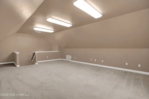 $425,000 | 6180 Rolling Hills Drive, Olive Branch, MS 38654