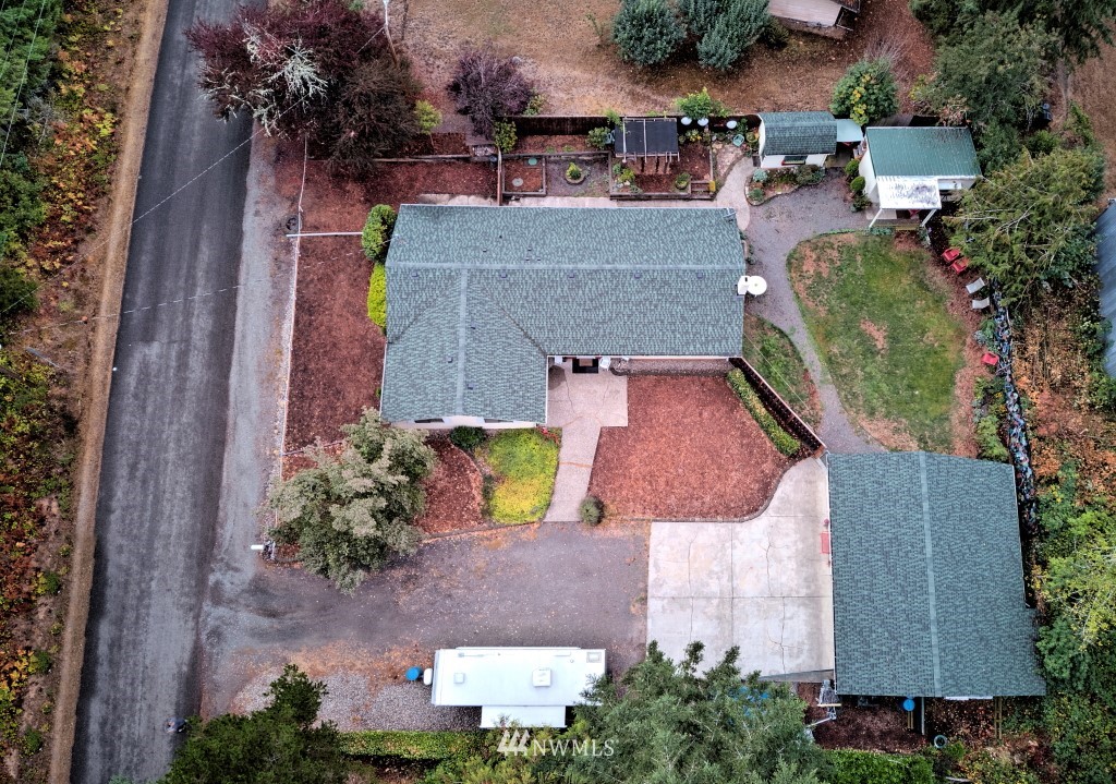 61 Southeast Bayview Road Shelton, WA 98584 - Photo 2 of 25 Gallery Image 2
