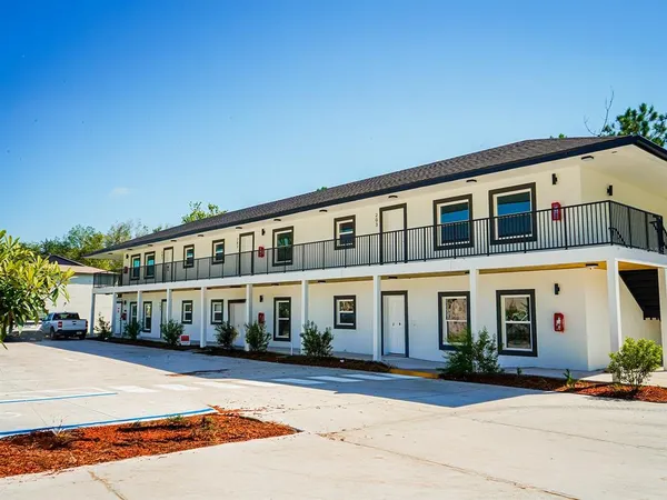 $1,749 | 2201 Conway Drive, Unit 202, Deltona, FL 32738