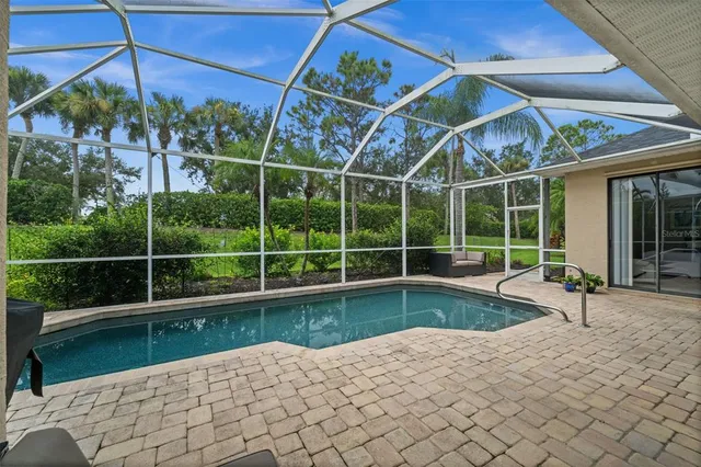 $744,900 | 7914 Edmonston Circle, Bradenton, FL 34201