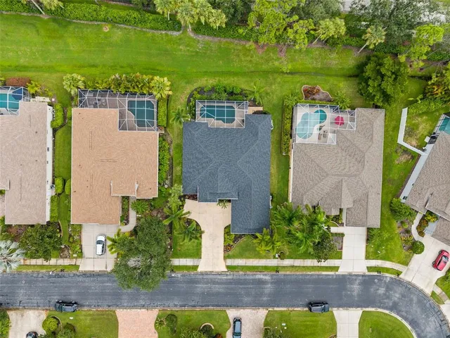 $744,900 | 7914 Edmonston Circle, Bradenton, FL 34201