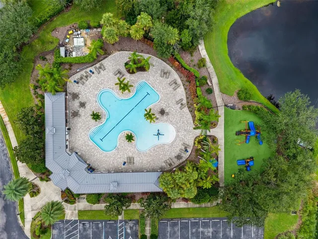 $744,900 | 7914 Edmonston Circle, Bradenton, FL 34201