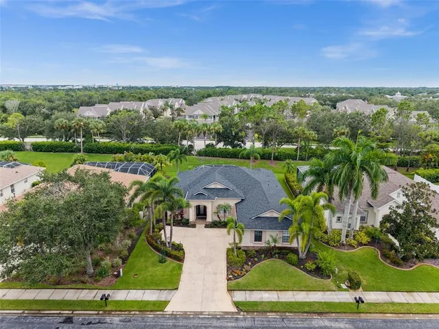 $744,900 | 7914 Edmonston Circle, Bradenton, FL 34201