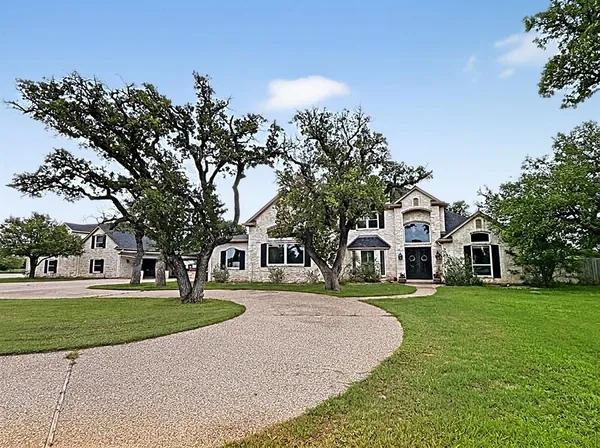 $1,650,000 | 909 Higginbotham Lane, China Spring, TX 76633