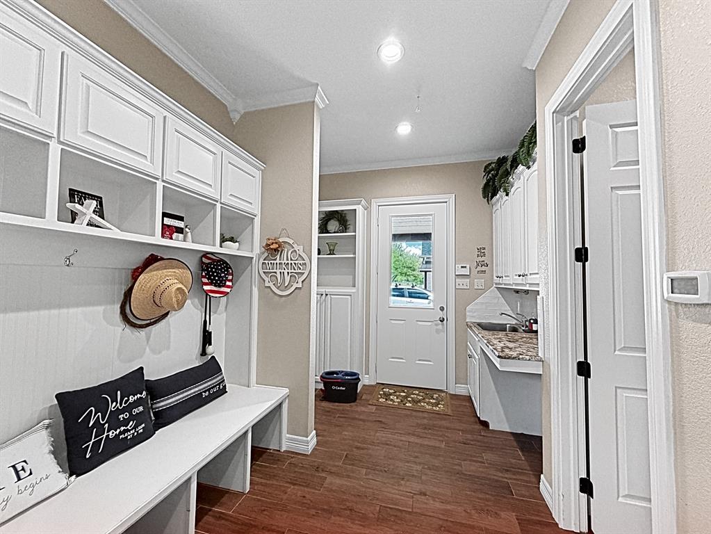 909 Higginbotham Lane China Spring, TX 76633 - Photo 10 of 40 a kitchen with stainless steel appliances granite countertop a stove and a refrigerator