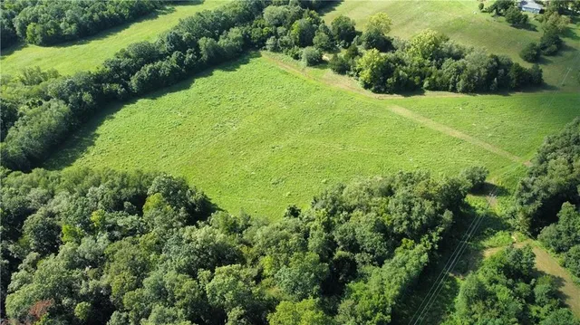 $170,000 | 425 Southeast 611th - Tract A Road, Clinton, MO 64735