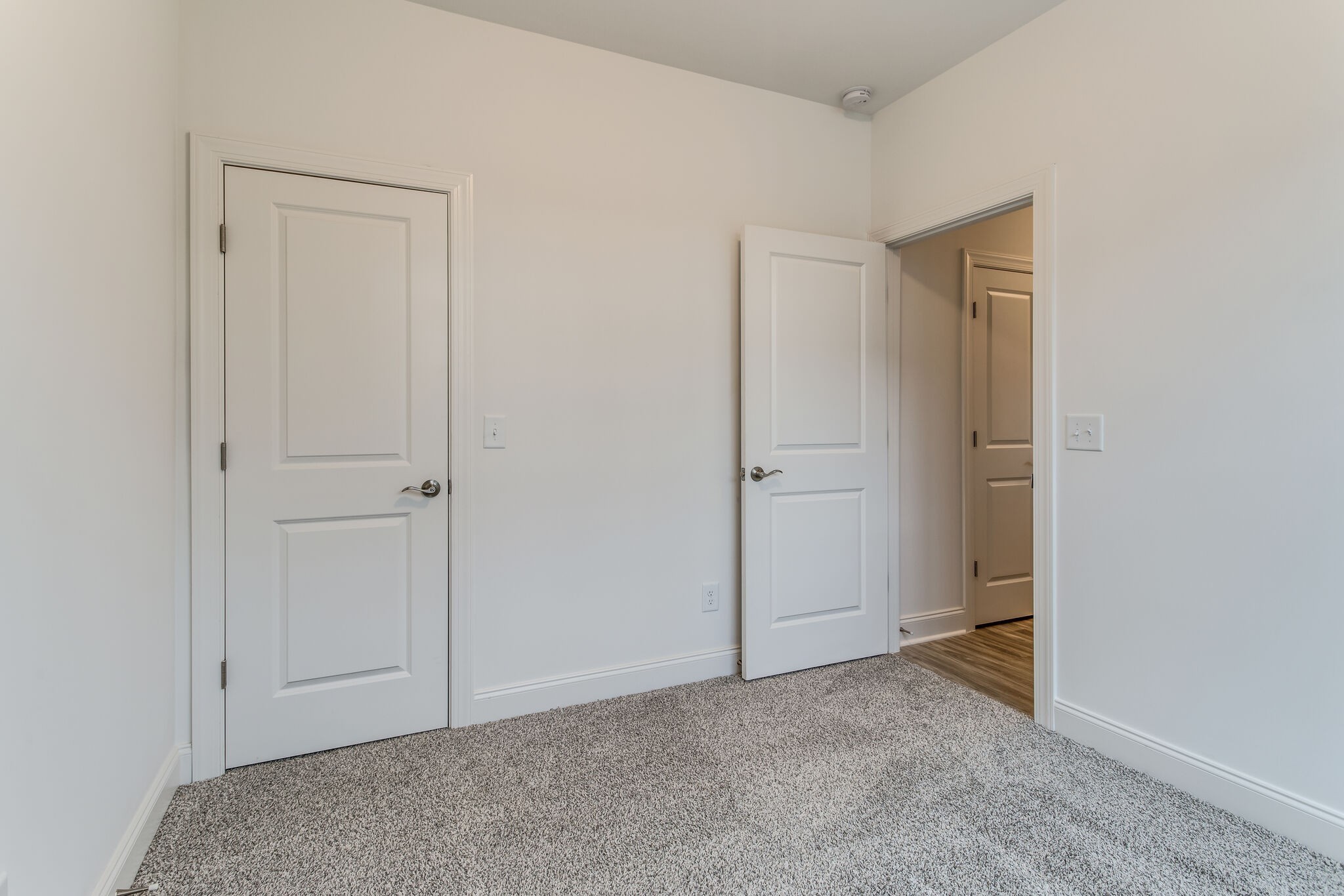 923 Southeast Broad Street, Unit B2 Murfreesboro, TN 37130 - Photo 23 of 32 a view of an empty room