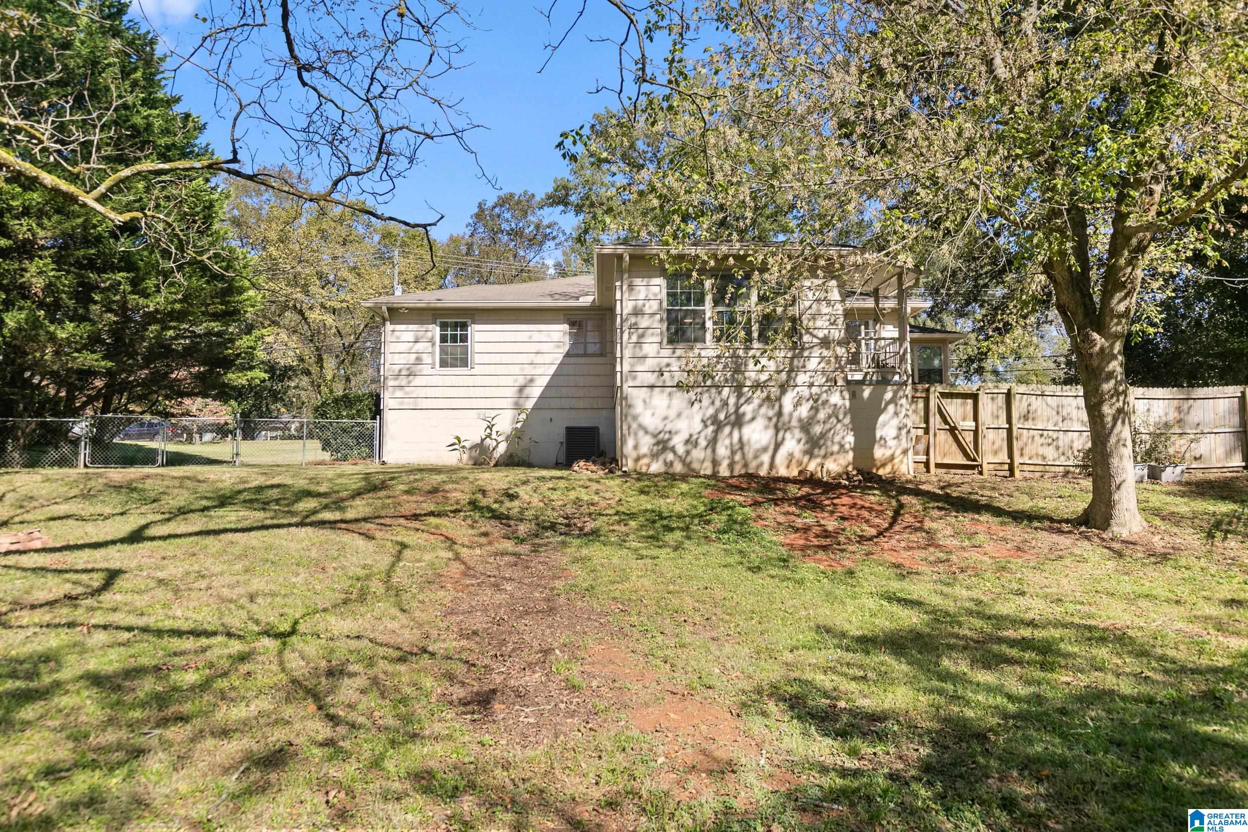 741 Martinwood Road Birmingham, AL 35235 - Photo 15 of 32