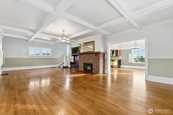 $965,000 | 3231 Grand Avenue, Everett, WA 98201