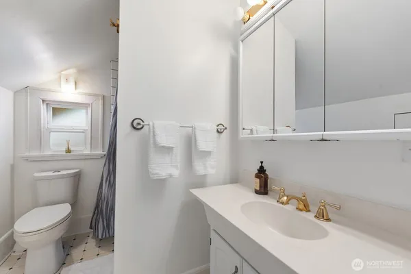 $965,000 | 3231 Grand Avenue, Everett, WA 98201