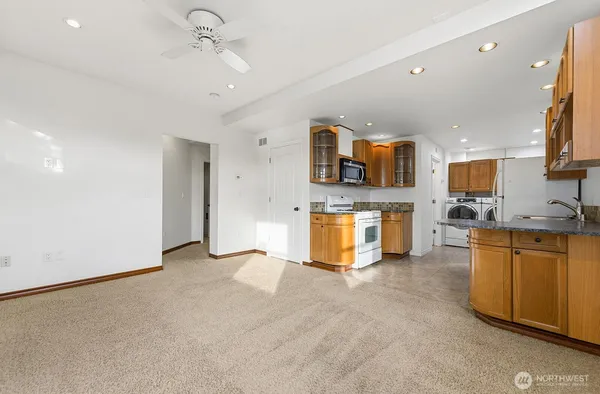 $965,000 | 3231 Grand Avenue, Everett, WA 98201