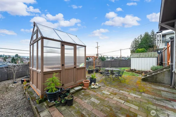 $965,000 | 3231 Grand Avenue, Everett, WA 98201