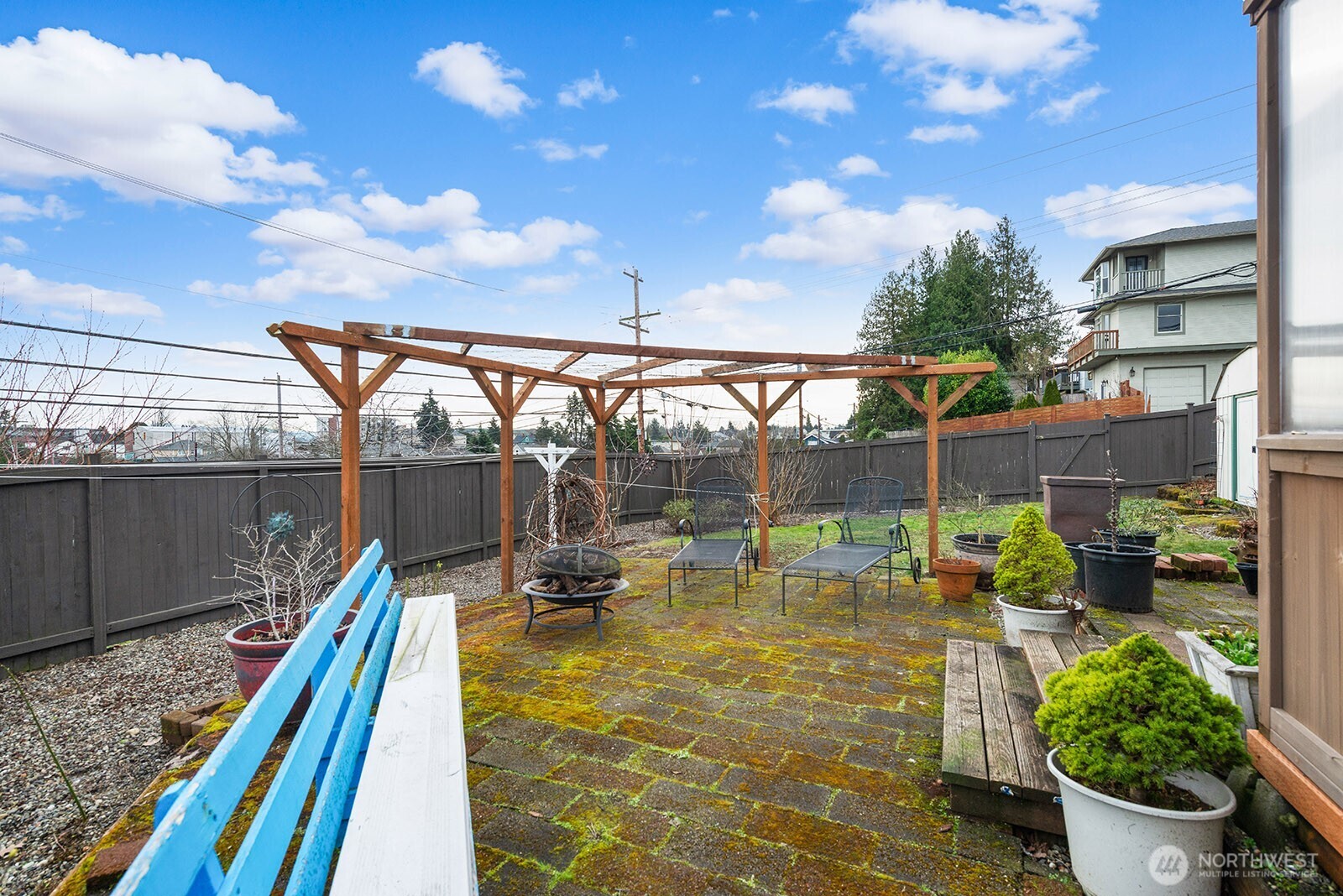 3231 Grand Avenue Everett, WA 98201 - Photo 9 of 40
