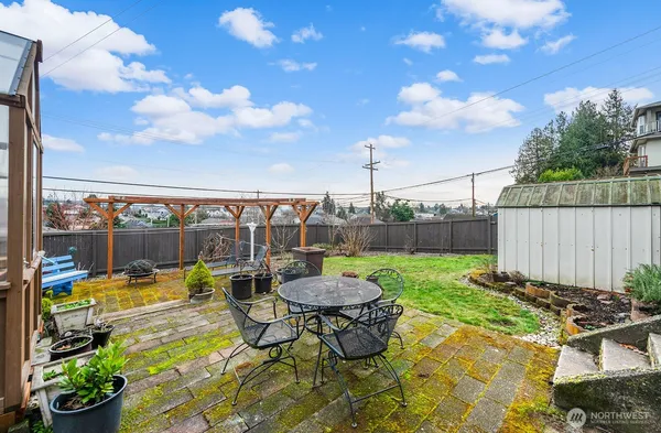 $965,000 | 3231 Grand Avenue, Everett, WA 98201