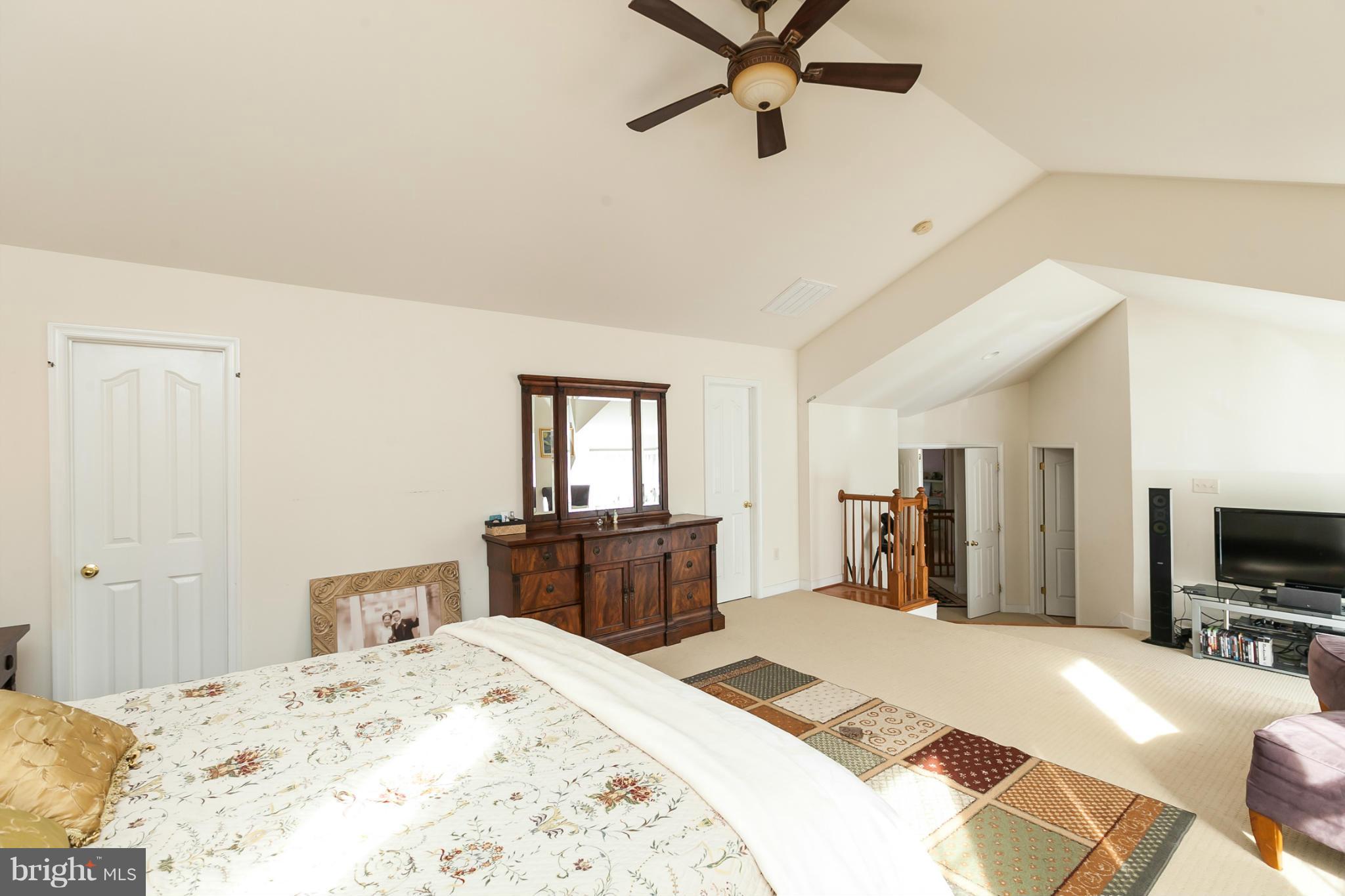 8339 Academy Road Ellicott City, MD 21043 - Photo 26 of 29 Bedroom (Master)