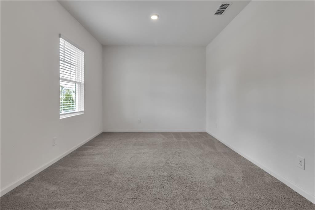 110 Bantry Way Locust Grove, GA 30248 - Photo 6 of 37