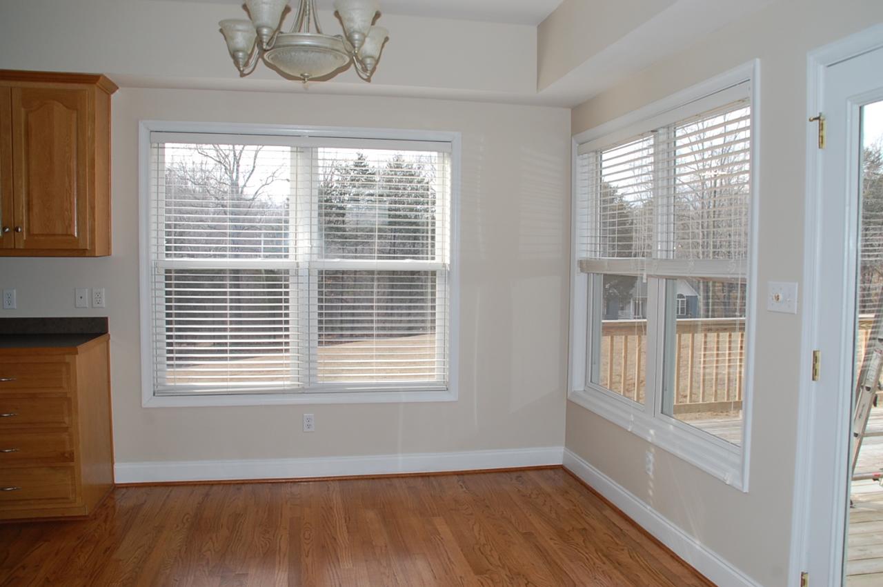107 Little Creek Road Moneta, VA 24121 - Photo 9 of 13 Bright and Cheerful Breakfast Nook