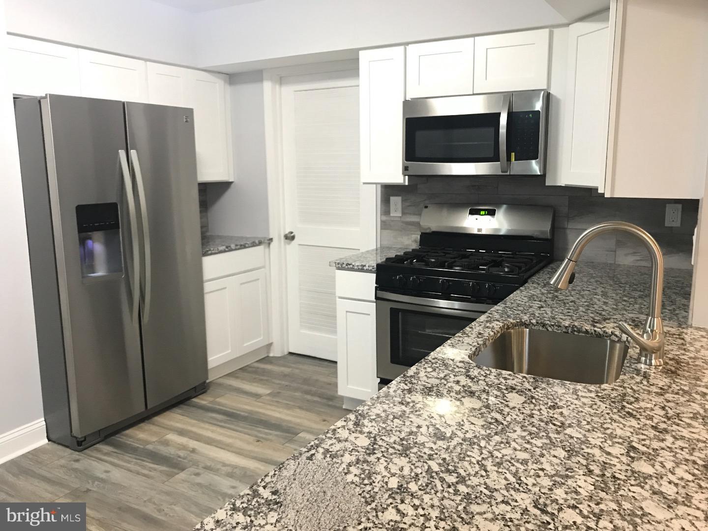 1712 Heather Place Clementon, NJ 08021 - Photo 1 of 15 Gallery Image 1